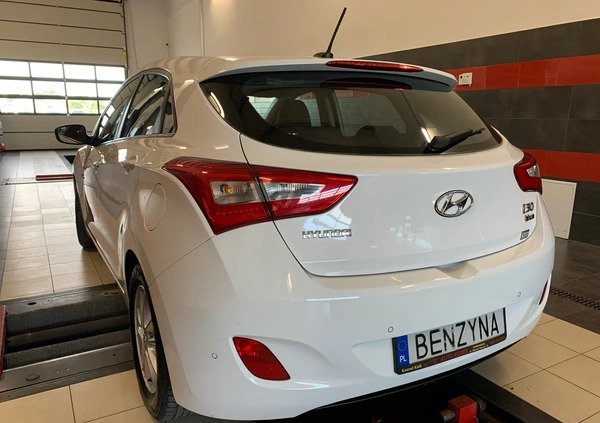 Hyundai I30 cena 34500 przebieg: 201000, rok produkcji 2012 z Środa Śląska małe 121